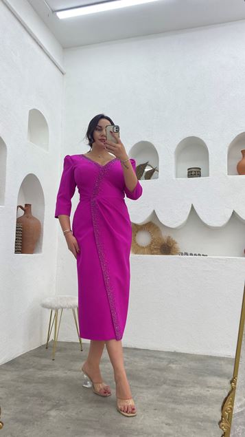 Vestido de noche de talla grande con manga globo bordada fucsia