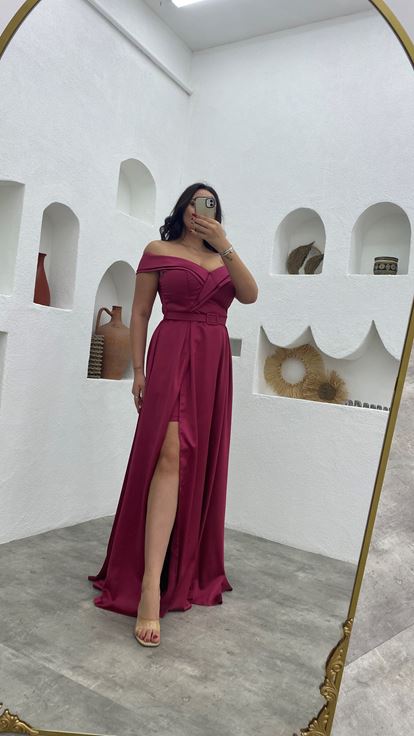 Burgundy Belt Detail Satin Plus Size Evening Dress