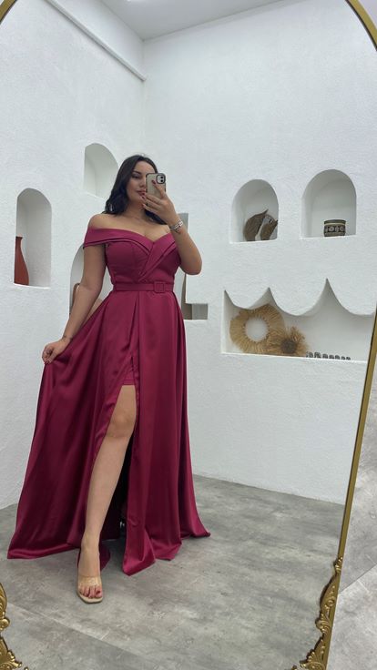 Burgundy Belt Detail Satin Plus Size Evening Dress