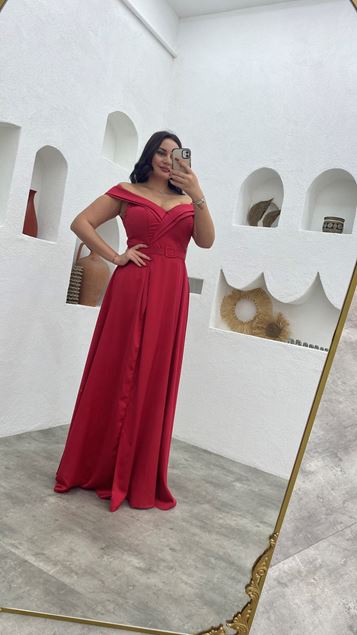 Robe de soirée de soirée en satin ceinturée rouge Plus