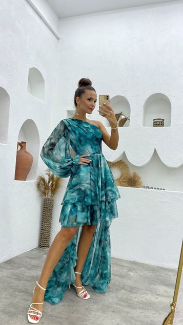 Grünes, einärmliges Siphon-Abendkleid mit Rüschenrock