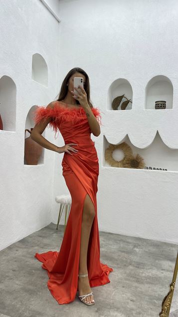 Orange Tassel Draped Satin Robe de soirée