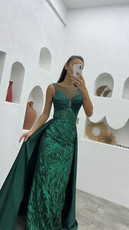 Green Embroidered Guipure Evening Dress