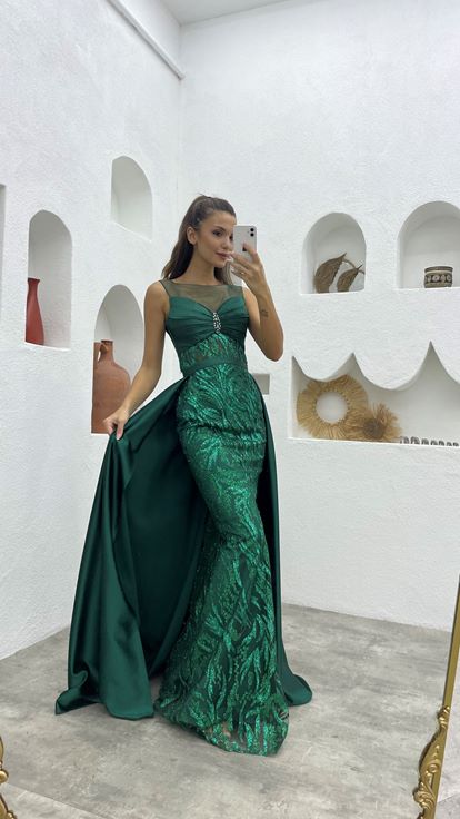 Green Embroidered Guipure Evening Dress