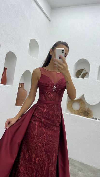 Bordo İşlemeli Güpürlü Abiye Elbise