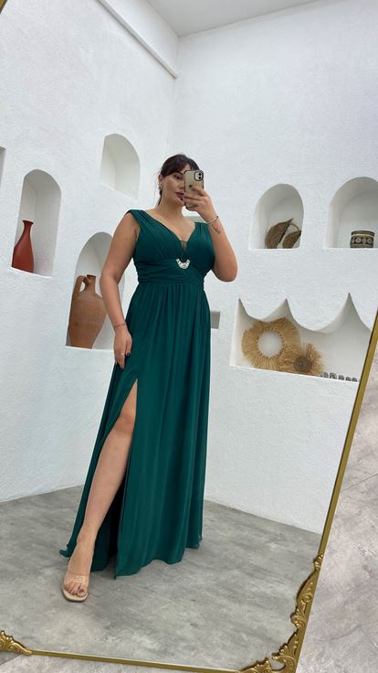 Zümrüt Drapeli Şifon Büyük Beden Abiye Elbise