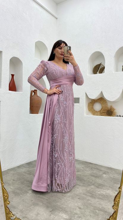 Pudra İşlemeli Desenli Drape Saten Büyük Beden Abiye Elbise