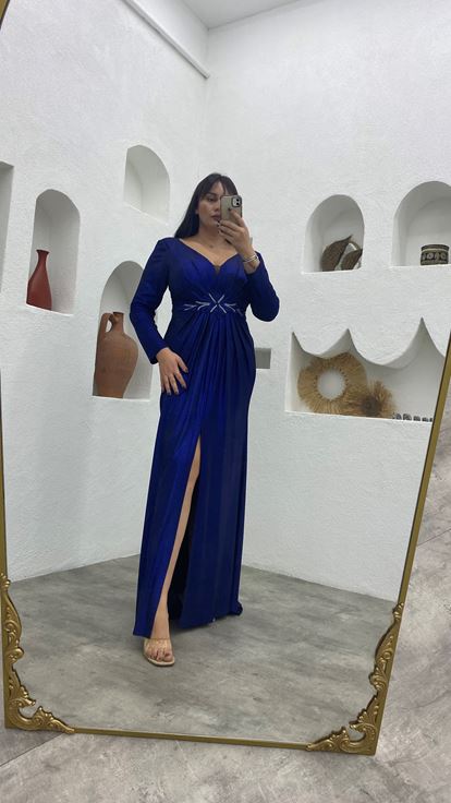 Navy Blue Plus Size Evening Dress with Waist Motif and Glitter