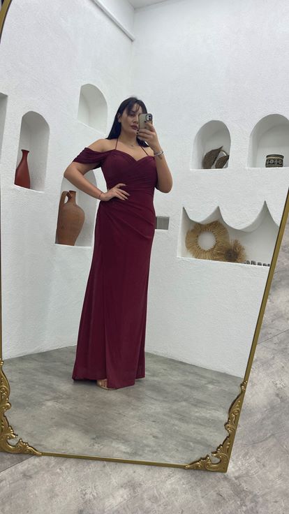 Abito da sera bordeaux con spalline sottili e glitter  taglie forti 