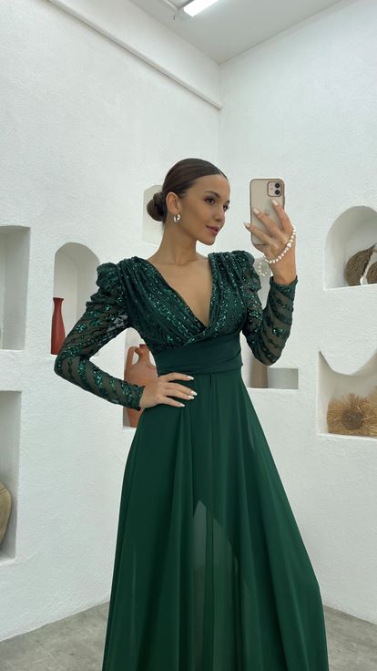 Zümrüt İşlemeli Drapeli Şifon Tulum