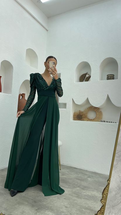 Zümrüt İşlemeli Drapeli Şifon Tulum