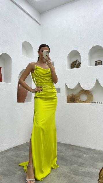 Yellow Chain Strap Detail Pleated Design Satin Evening Dress