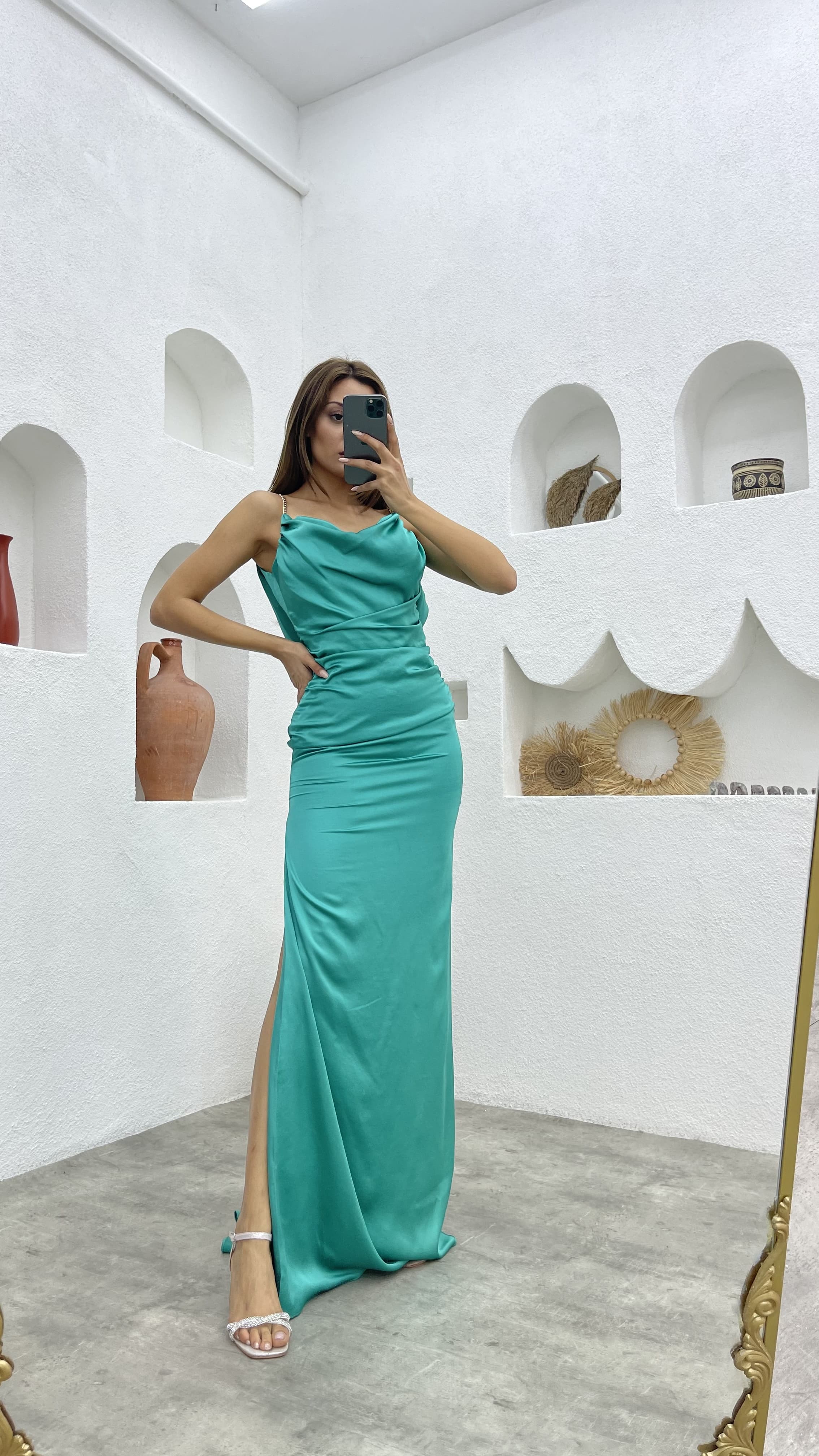 Green Chain Strap Detail Pleated Design Satin Evening Dress
