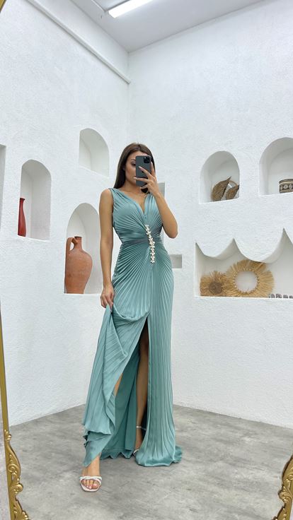 Mint Green Pleated Embroidered Detail Satin Evening Dress