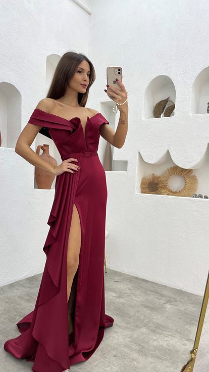 Bordo Drapeli Kemerli Volanlı Saten Abiye Elbise