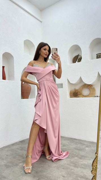 Poudrière Poitrine Brodée Drapée Belencée Satin Robe de soirée