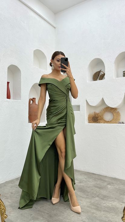 Haki Drapeli Büzgülü Saten Abiye Elbise