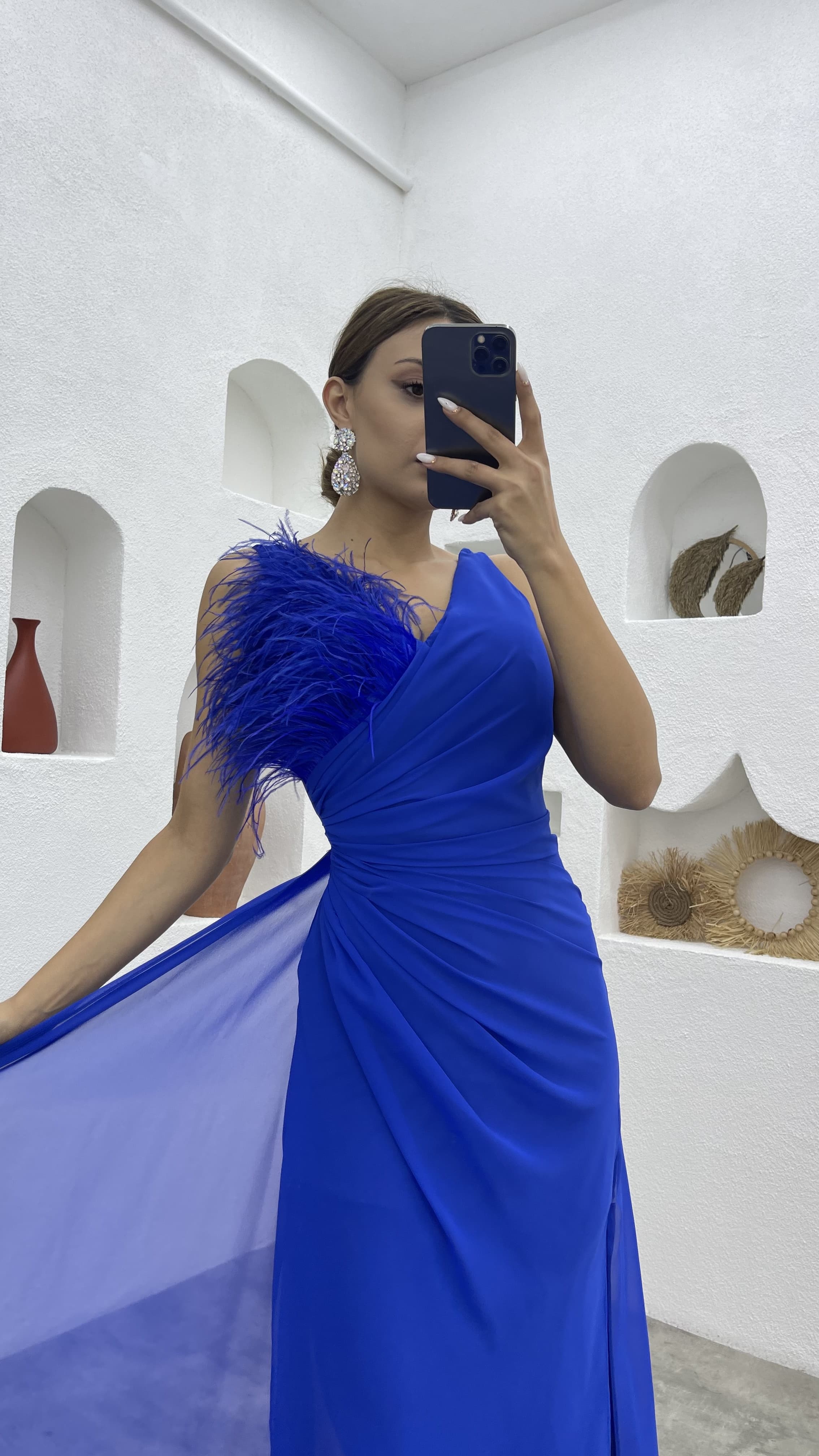 Saks Tüy Detay Büzgülü Şifon Abiye Elbise