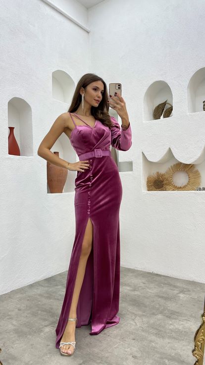Pembe Tek Kol Düğmeli Kemerli Kadife Abiye Elbise