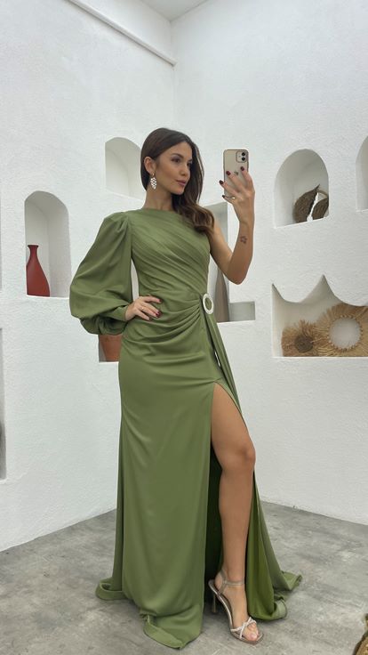 Haki Tek Kol Drapeli Kemerli Saten Abiye Elbise