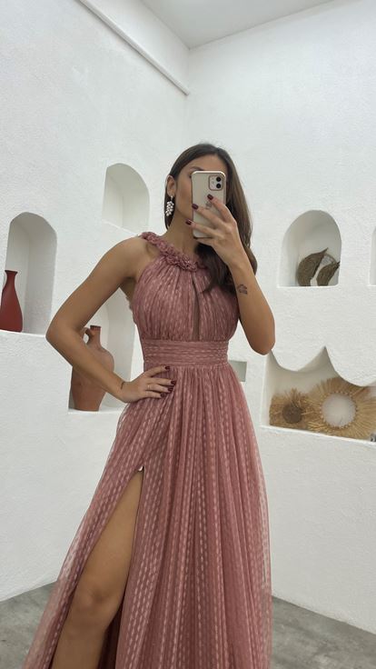 Gül Kurusu Boyun Detay Drapeli Tül Abiye Elbise