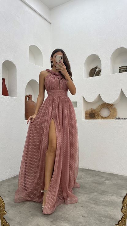 Gül Kurusu Boyun Detay Drapeli Tül Abiye Elbise