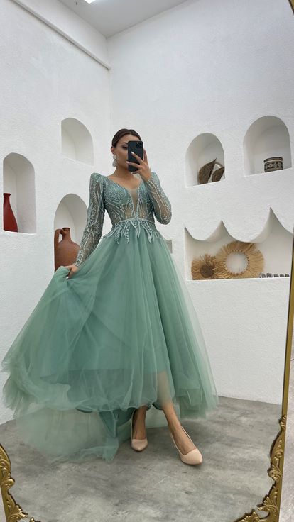 Mint Yeşili İşlemeli Motifli Tül Abiye Elbise