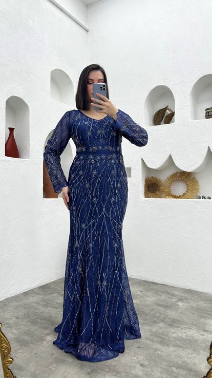 Saks besticktes Abendkleid mit V-Ausschnitt in Übergröße