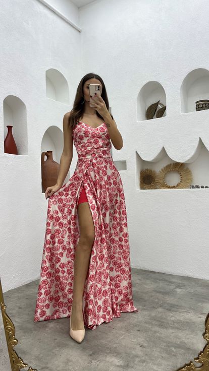 Kırmızı İp Askılı Desenli Saten Abiye Elbise
