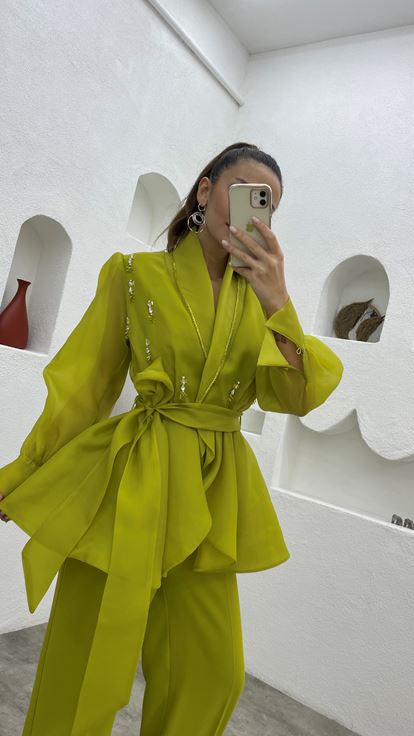 Sarı İşlemeli  Kuşaklı Tulum Ceket