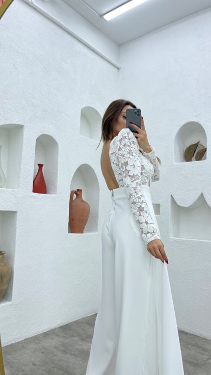 Beyaz Güpürlü Tulum