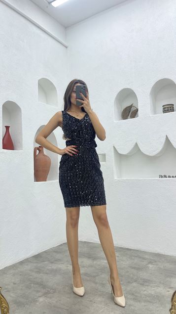 Black Waist Detail Design Embroidered Evening Dress