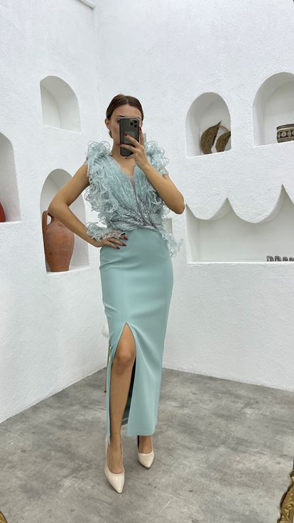 Vestido de noche con volantes en la cintura verde menta