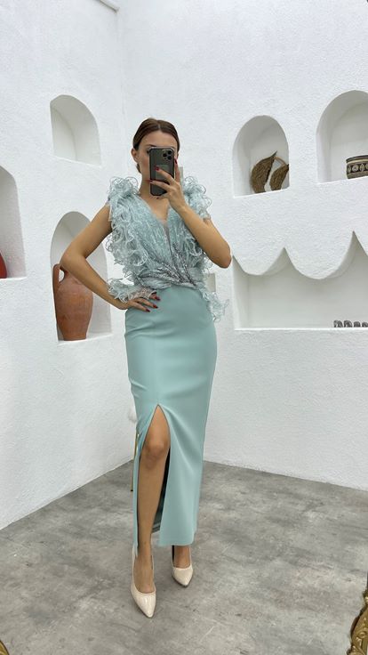 Vestido de noche con volantes en la cintura verde menta