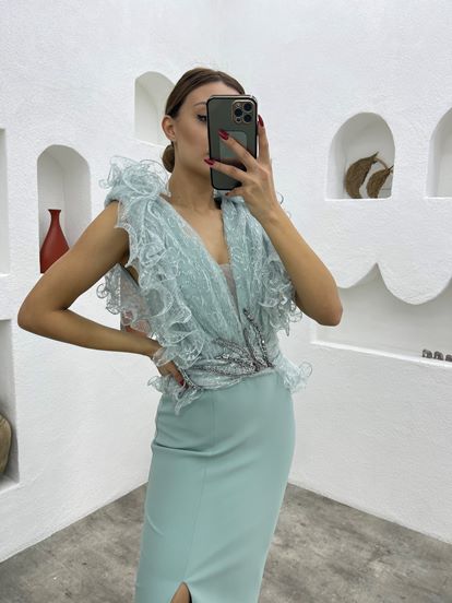 Vestido de noche con volantes en la cintura verde menta