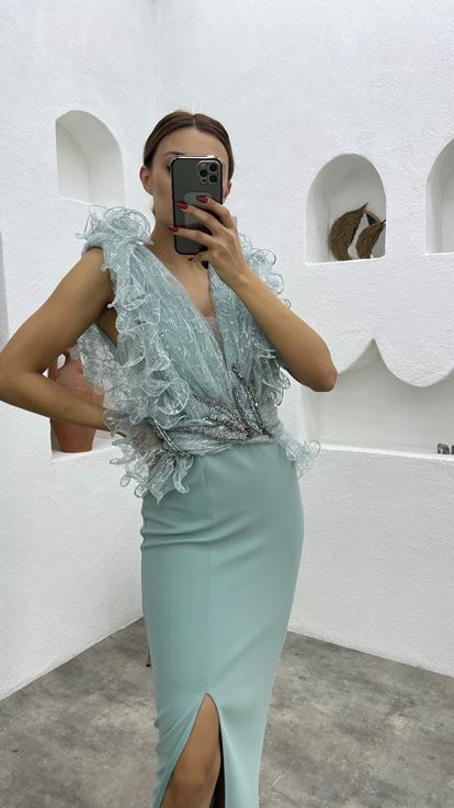 Vestido de noche con volantes en la cintura verde menta