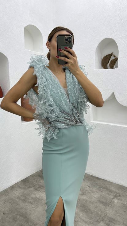 Vestido de noche con volantes en la cintura verde menta