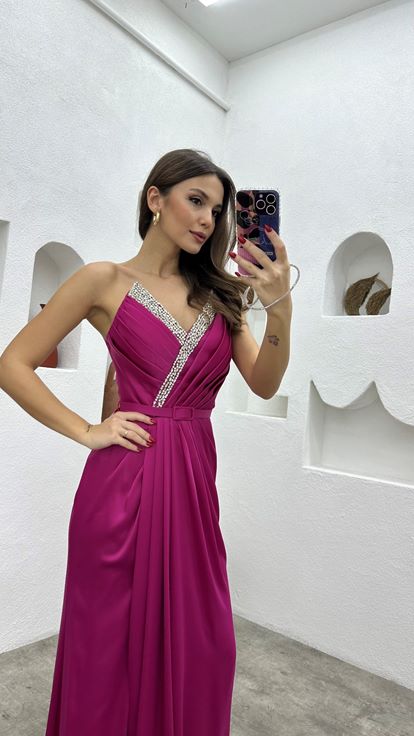 Fuşya Straplez İşlemeli Drapeli Saten Abiye Elbise