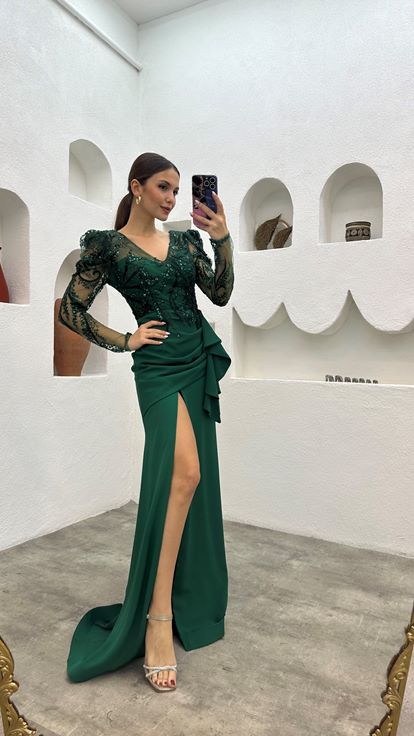 Emerald Sequin Detail Flywheel Evening Dress