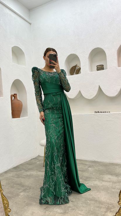 Emerald Sash Detailed Embroidery Evening Dress