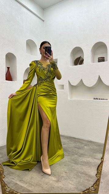 Yellow Embroidered Detail Pleated Satin Evening Dress