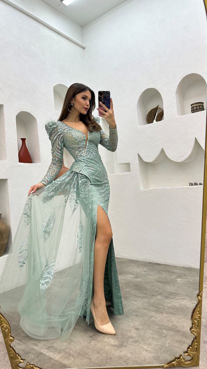 Mint Green Embroidered Feather Detail Tulle Evening Dress