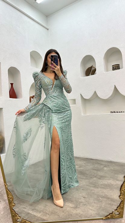 Mint Green Embroidered Feather Detail Tulle Evening Dress