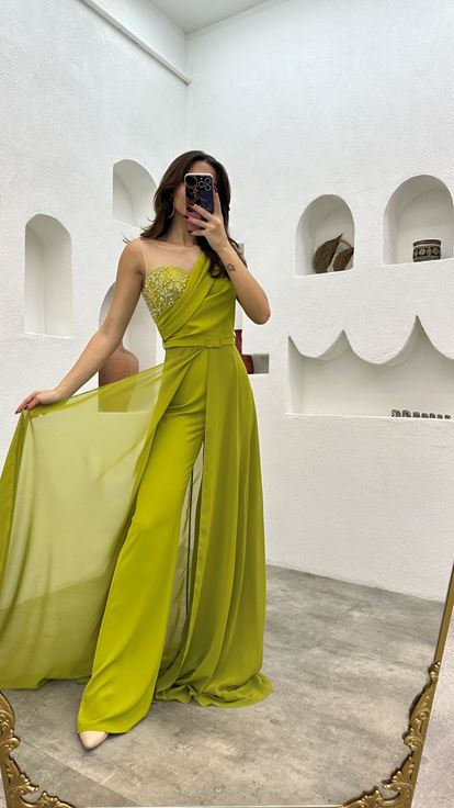 Sarı Transparan Detay İşlemeli Saten Tulum
