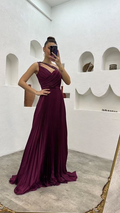 Claret Red One Shoulder Neck Embroidered Pleated Satin Evening Dress