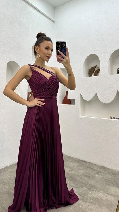 Claret Red One Shoulder Neck Embroidered Pleated Satin Evening Dress