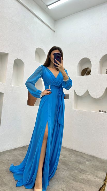 Blue Waist Brooch Detail Chiffon Evening Dress