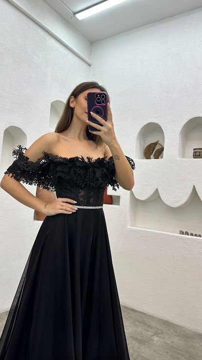 Black Waist Patterned Guipure Satin Evening Dress