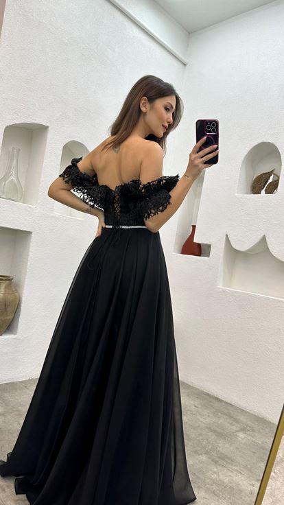 Black Waist Patterned Guipure Satin Evening Dress