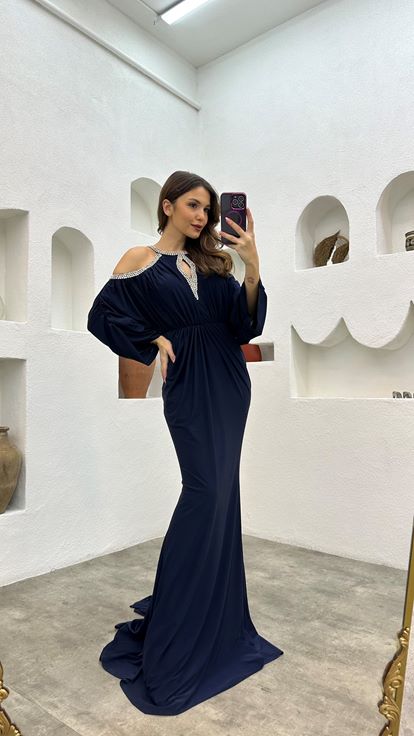 Marineblaues  besticktes  gerafftes Satin Abendkleid